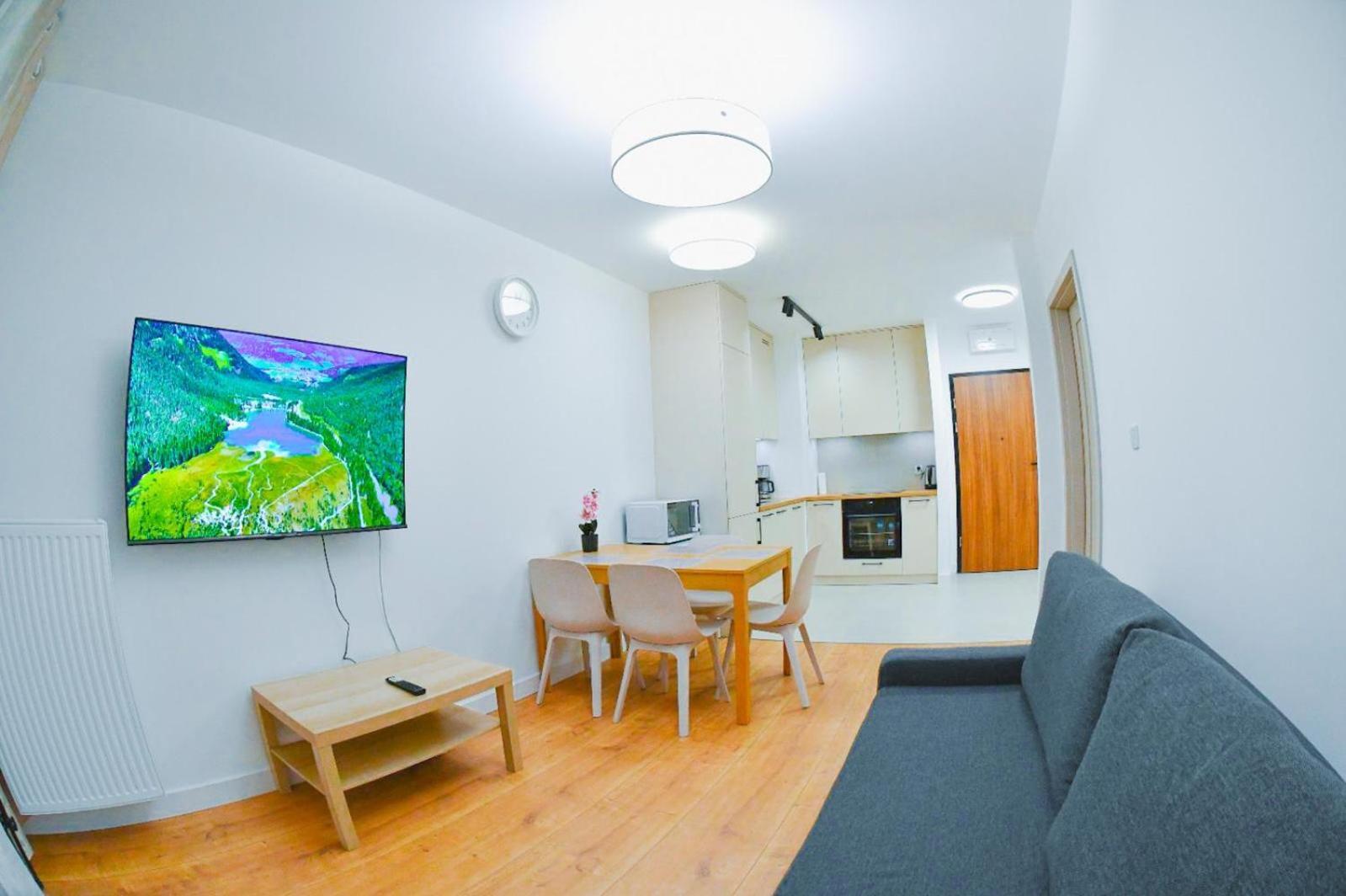 Elegant Two-Room Apartment, Sleeps 4, Near Turon Arena, With Balcony Cracovia Exterior foto